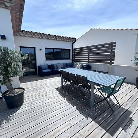 Neuve 4 Etoiles Avec Piscine Et Belles Vues * Sainte-Maxime